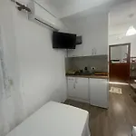 B&e 2